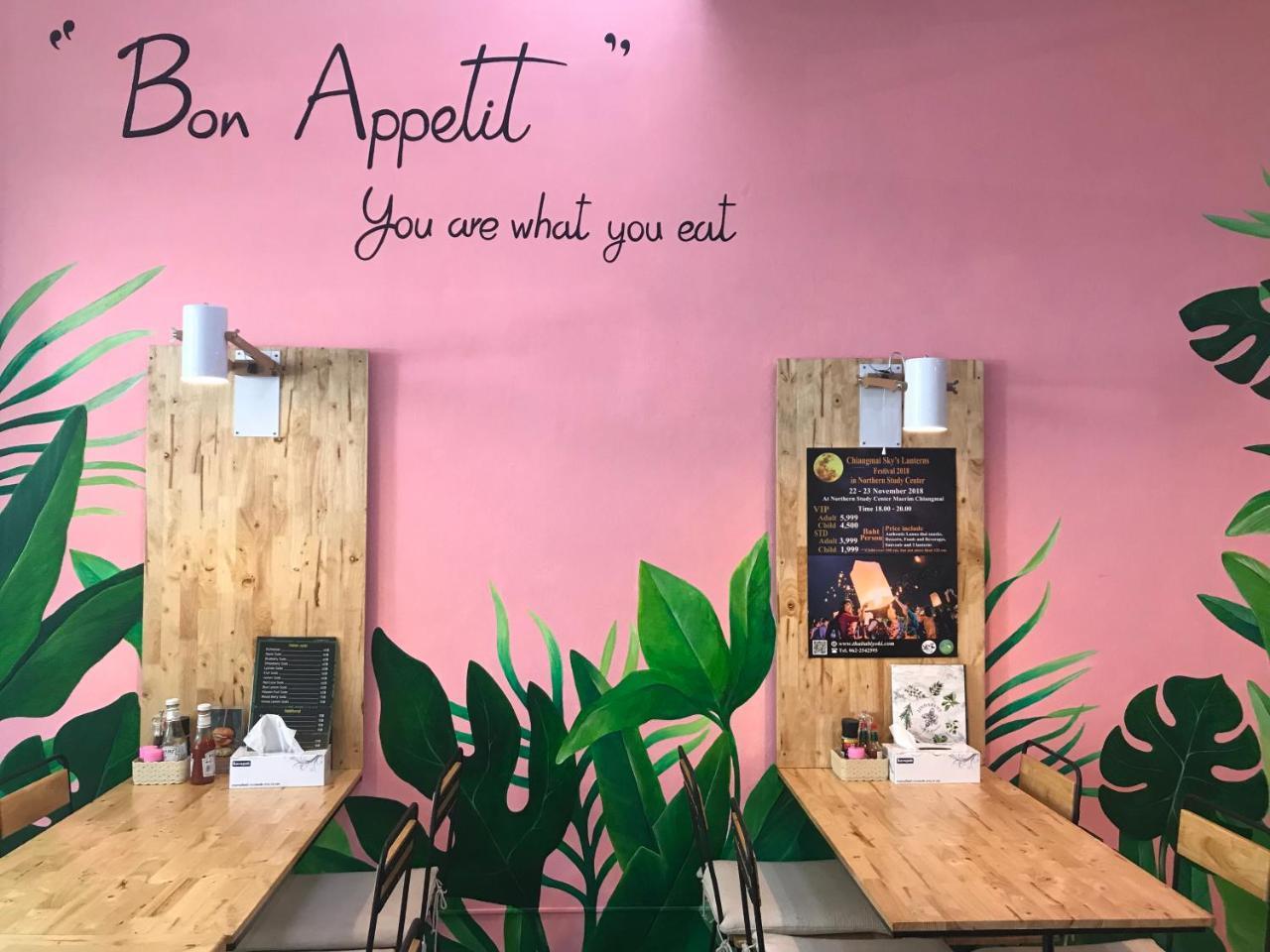 Jindabyne Cafe & Hostel Chiang Mai Eksteriør bilde